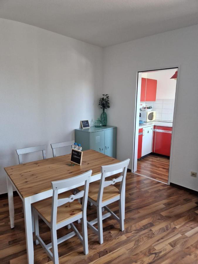 Well Located Flat With Balcony Dusseldorf