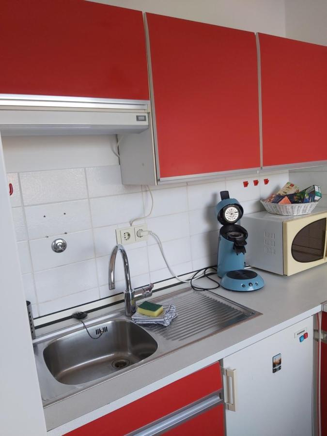 Apartment Well Located Flat With Balcony Dusseldorf